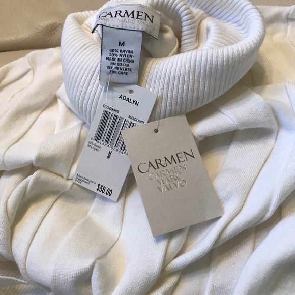Carmen Marc Valvo Turtleneck - Picture 5 of 15